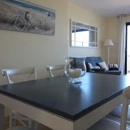 Penthouse In Duquesa Between Marbella And Gibraltar Lägenhet